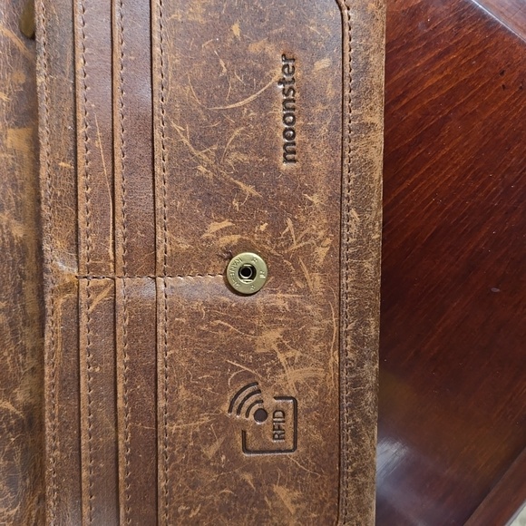 Moonster Leather Wallet - Picture 2 of 4